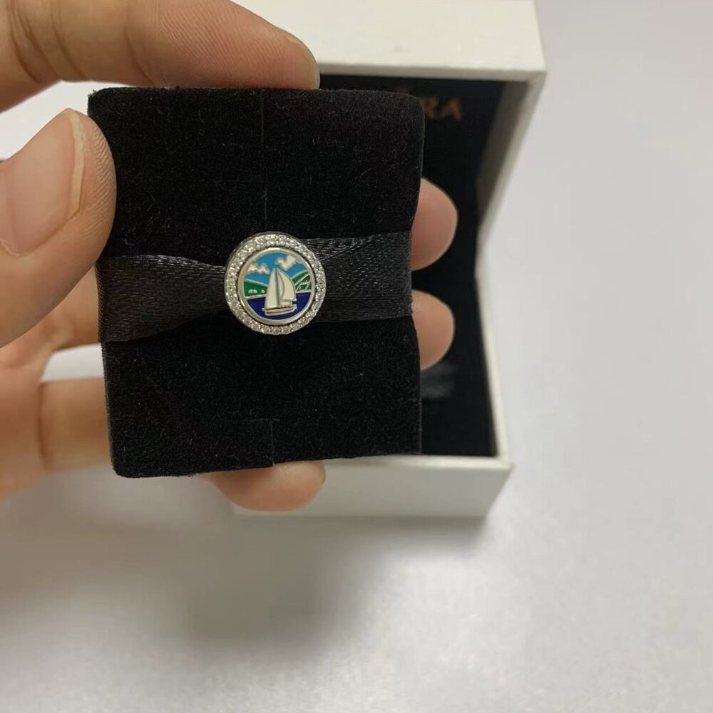 Pandora SML Exclusive Dangle Charm